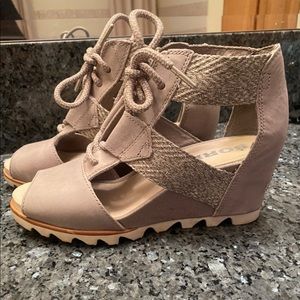 Sorel woman’s wedge sandal